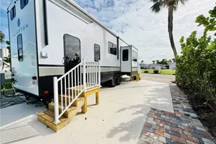 10725 S Ocean Dr, Jensen Beach, FL 34957 - Photo 54