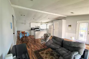 2581 SW Pontiac Pl, Stuart, FL 34997 - Photo 12