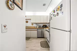 [Address not provided], Stuart, FL 34994 - Photo 8