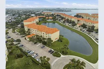1 Harbour Isle Drive E #104, Fort Pierce, FL 34949 - Photo 32
