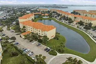 1 Harbour Isle Dr E, Fort Pierce, FL 34949 - Photo 32