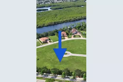 133 SE Via Lago Cervaro, Port Saint Lucie, FL 34952 - Photo 4