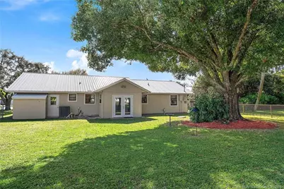 2481 SE Calusa Avenue, Port Saint Lucie, FL 34952 - Photo 22