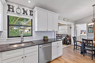 2481 SE Calusa Avenue, Port Saint Lucie, FL 34952 - Photo 8