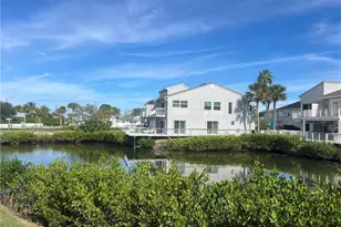 2486 Harbour Cove Dr, Hutchinson Island, FL 34949 - Photo 2