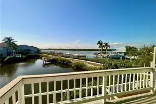 2486 Harbour Cove Dr, Hutchinson Island, FL 34949 - Photo 4