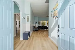 884 NW Waterlily Pl, Jensen Beach, FL 34957 - Photo 10