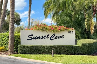 625 NW North River Drive #308, Stuart, FL 34994 - Photo 2