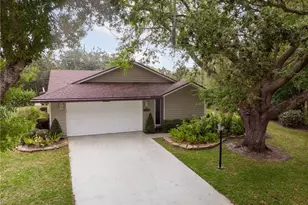 13216 SE Point O Woods Ct, Hobe Sound, FL 33455 - Photo 2