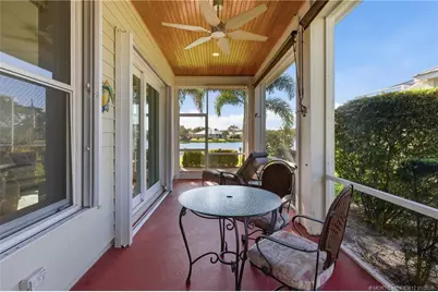 543 NE Canoe Park Circle, Port Saint Lucie, FL 34983 - Photo 4