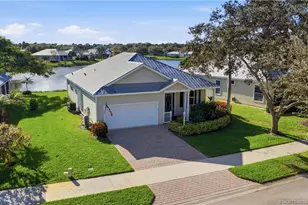 543 NE Canoe Park Cir, Port Saint Lucie, FL 34983 - Photo 1