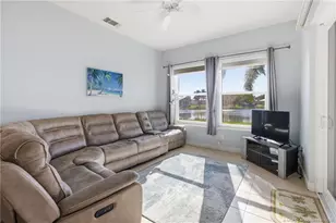 543 NE Canoe Park Cir, Port Saint Lucie, FL 34983 - Photo 14