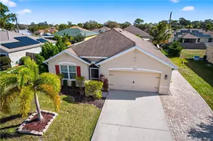 1825 SW Davis St, Port Saint Lucie, FL 34953 - Photo 2