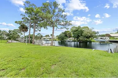 1134 NW Spruce Ridge Drive, Stuart, FL 34994 - Photo 6