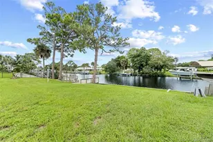 1134 NW Spruce Ridge Dr, Stuart, FL 34994 - Photo 6