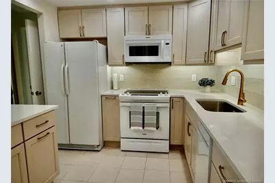 1800 SE Saint Lucie Boulevard #1-306, Stuart, FL 34996 - Photo 6