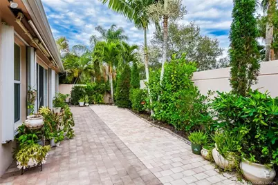 2921 SW Brighton Way, Palm City, FL 34990 - Photo 26