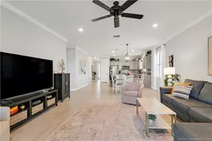 715 S E Boboli Way, Port Saint Lucie, FL 34984 - Photo 18