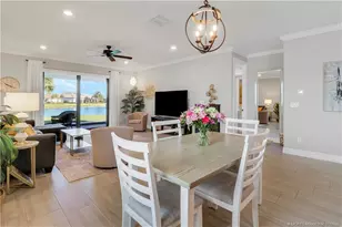 715 S E Boboli Way, Port Saint Lucie, FL 34984 - Photo 10