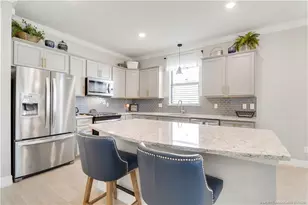 715 S E Boboli Way, Port Saint Lucie, FL 34984 - Photo 6