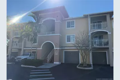6458 Emerald Dunes Drive #302, West Palm Beach, FL 33411 - Photo 2