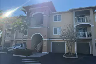 6458 Emerald Dunes Dr, West Palm Beach, FL 33411 - Photo 2