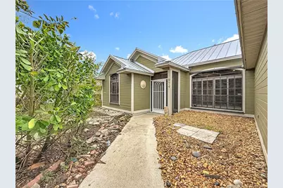 974 SW Worcester Lane, Port Saint Lucie, FL 34953 - Photo 2