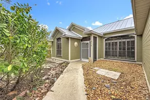 974 SW Worcester Ln, Port Saint Lucie, FL 34953 - Photo 2