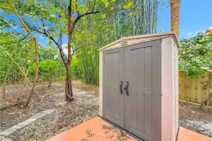 974 SW Worcester Ln, Port Saint Lucie, FL 34953 - Photo 58