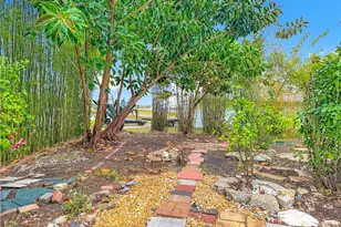 974 SW Worcester Ln, Port Saint Lucie, FL 34953 - Photo 84