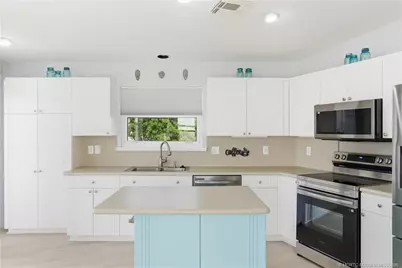 255 Nettles Boulevard, Jensen Beach, FL 34957 - Photo 10