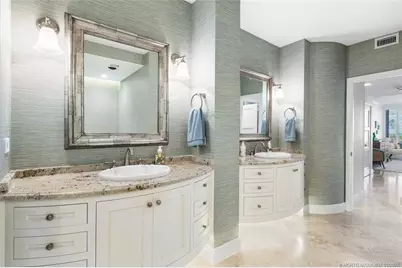 2001 SE Sailfish Point Boulevard #105, Stuart, FL 34996 - Photo 26