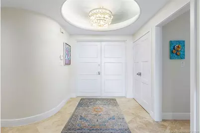 2001 SE Sailfish Point Boulevard #105, Stuart, FL 34996 - Photo 4