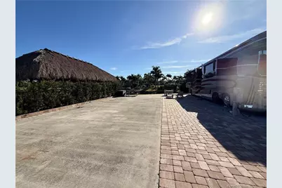 208 NW Hazard Way, Port Saint Lucie, FL 34986 - Photo 2