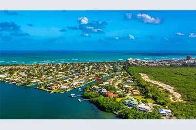 1716 Coconut Drive, Fort Pierce, FL 34949 - Photo 36