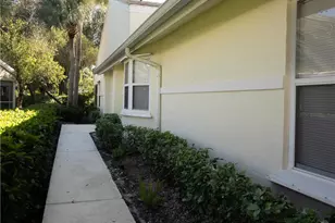 2425 SW Foxpoint Trail, Palm City, FL 34990 - Photo 6