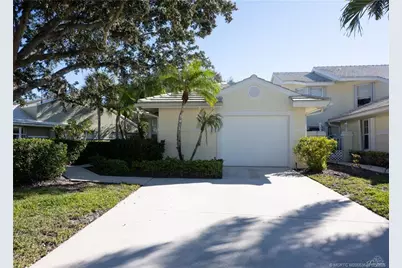 2425 SW Foxpoint Trail, Palm City, FL 34990 - Photo 4