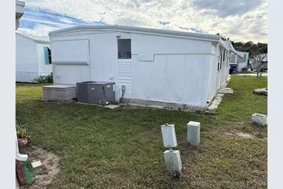 13827 S Indian River Drive #60, Jensen Beach, FL 34957 - Photo 4