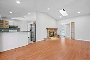 2905 SE Glasgow Dr, Stuart, FL 34997 - Photo 6