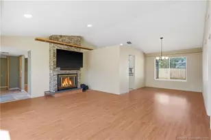 2905 SE Glasgow Dr, Stuart, FL 34997 - Photo 12