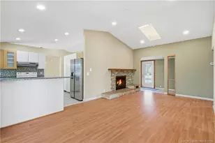 2905 SE Glasgow Dr, Stuart, FL 34997 - Photo 8