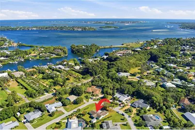 2905 SE Glasgow Drive, Stuart, FL 34997 - Photo 2