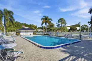 2905 SE Glasgow Dr, Stuart, FL 34997 - Photo 36
