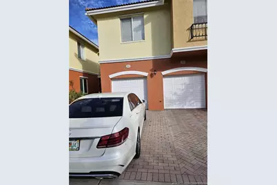 44 SE Sedona Circle #103, Stuart, FL 34994 - Photo 2