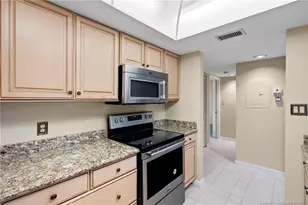 2233 NW 22nd Ave, Stuart, FL 34994 - Photo 10