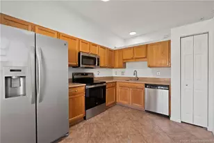 581 NW Broken Oak Trail, Jensen Beach, FL 34957 - Photo 16