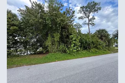 Lot 10,20 1/2 21 SE Pinehaven Avenue, Hobe Sound, FL 33455 - Photo 1