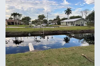 Lot 10,20 1/2 21 SE Pinehaven Avenue, Hobe Sound, FL 33455 - Photo 4