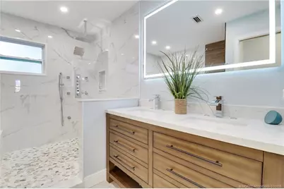 509 SW South Carolina Drive, Stuart, FL 34994 - Photo 22