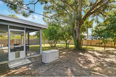 509 SW South Carolina Drive, Stuart, FL 34994 - Photo 34